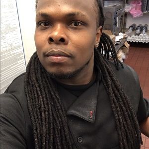 Meet your Posher, Amir